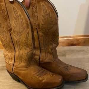 Laredo cowboy boots